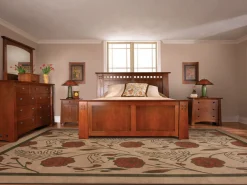 Highlands Master Dresser